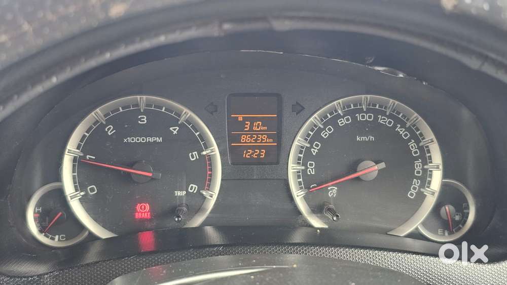 Maruti Suzuki Swift Dzire Vdi, 2013, Diesel