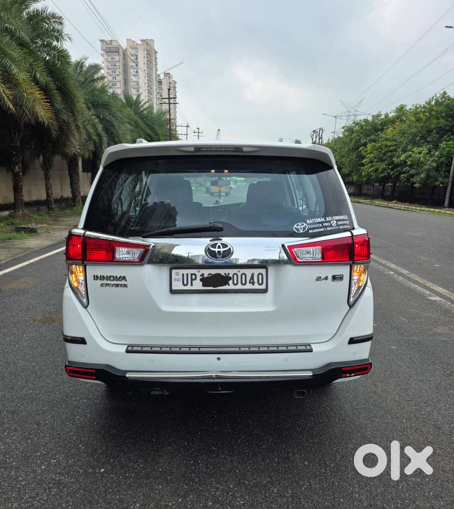 Toyota Innova Crysta 2.4 G Mt 7 Str, 2022, Diesel