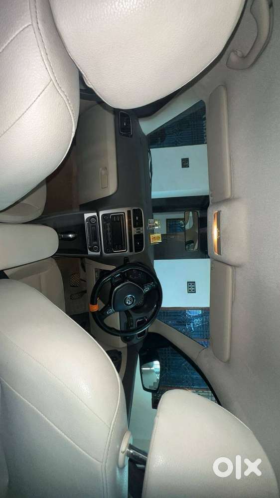 Volkswagen Vento 2015 (automatic) – Well Maintained  Army Officer Own