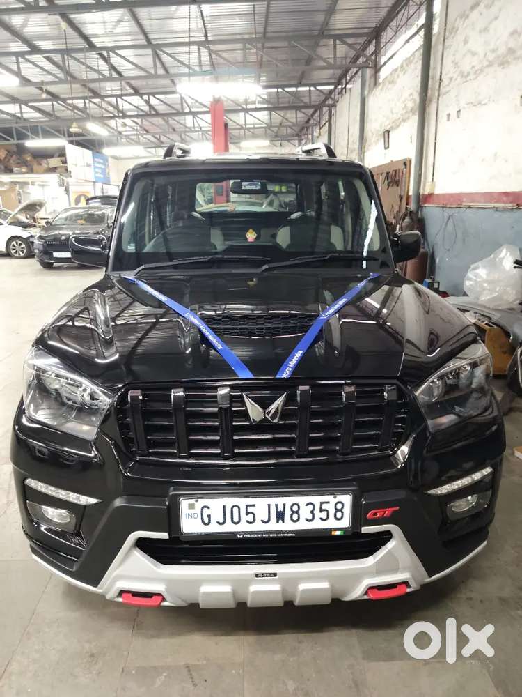 Brand New Mahindra Scorpio Classic 9 Seater Mt 2026