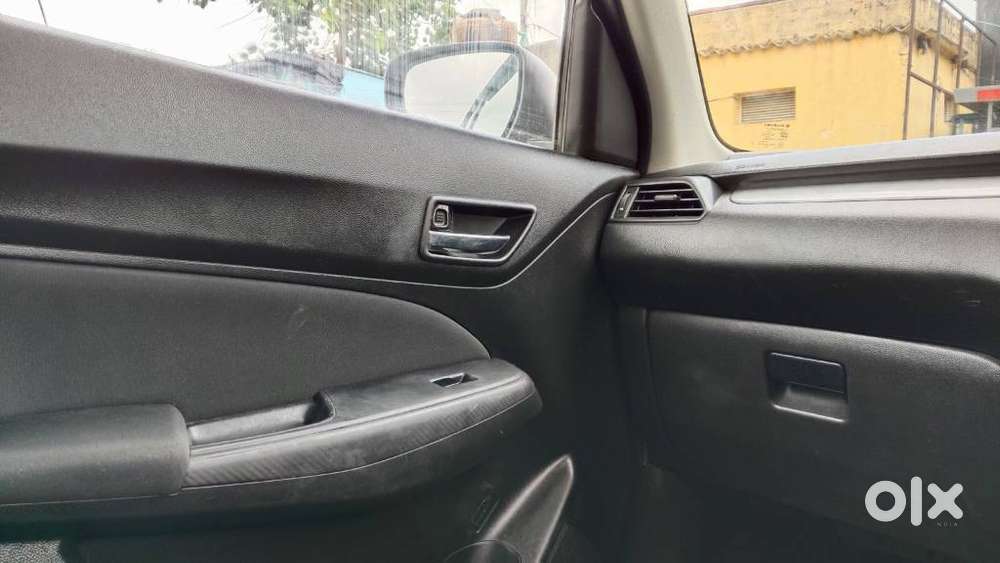 Maruti Suzuki Swift Vxi, 2020, Petrol