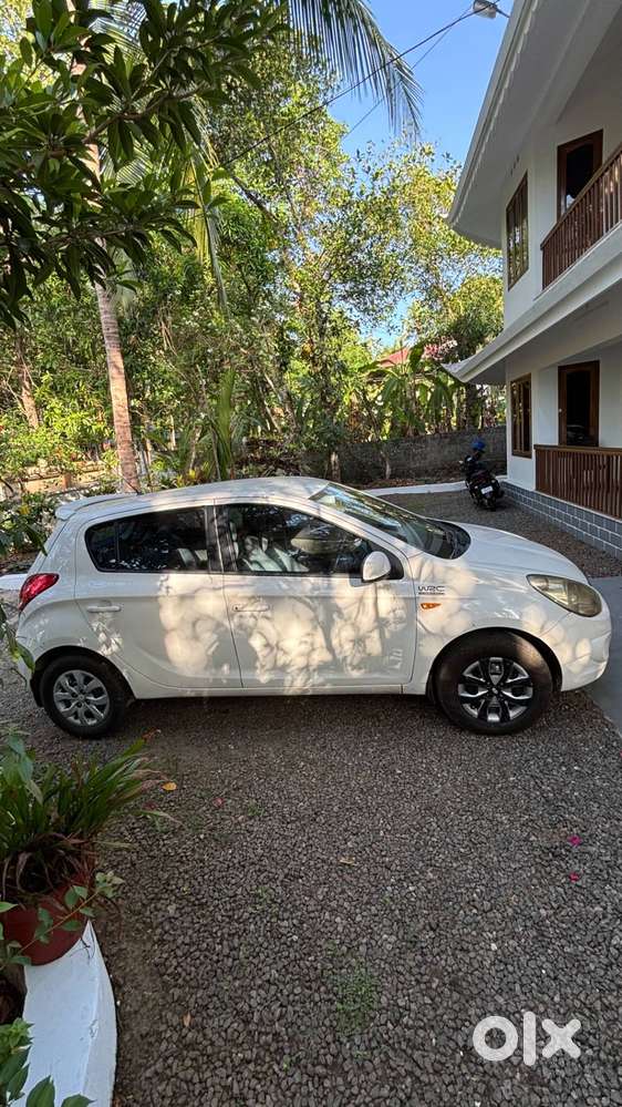 Hyundai I20 - Family Used, Well Maintained