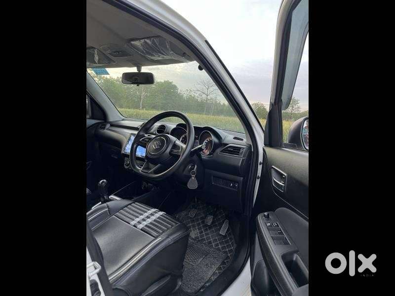 Maruti Suzuki Swift 2018 Vxi, 2023, Petrol
