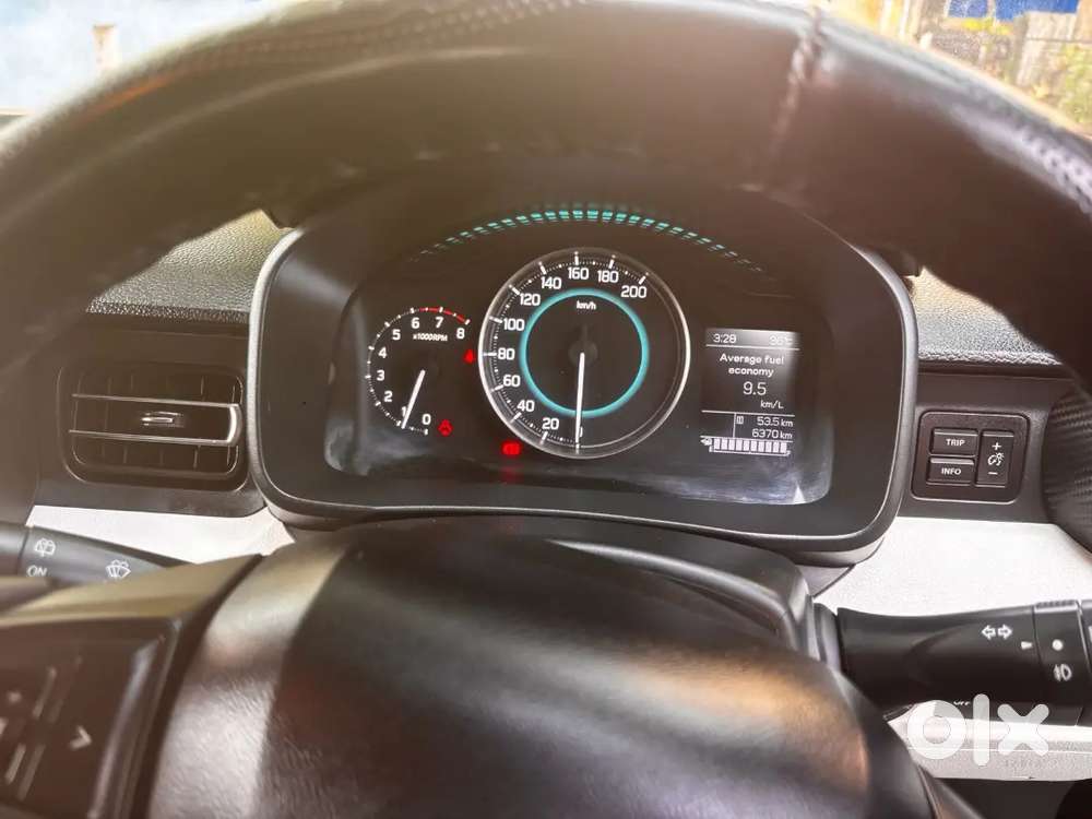 Maruti Suzuki Ignis 2024 Petrol 6400 Km Driven