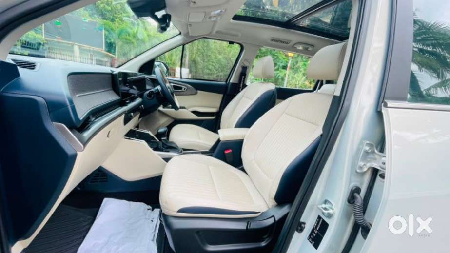 Kia Carens Clavis G1.5 Turbo Dct Htx Plus 7-seater, 2025, Petrol