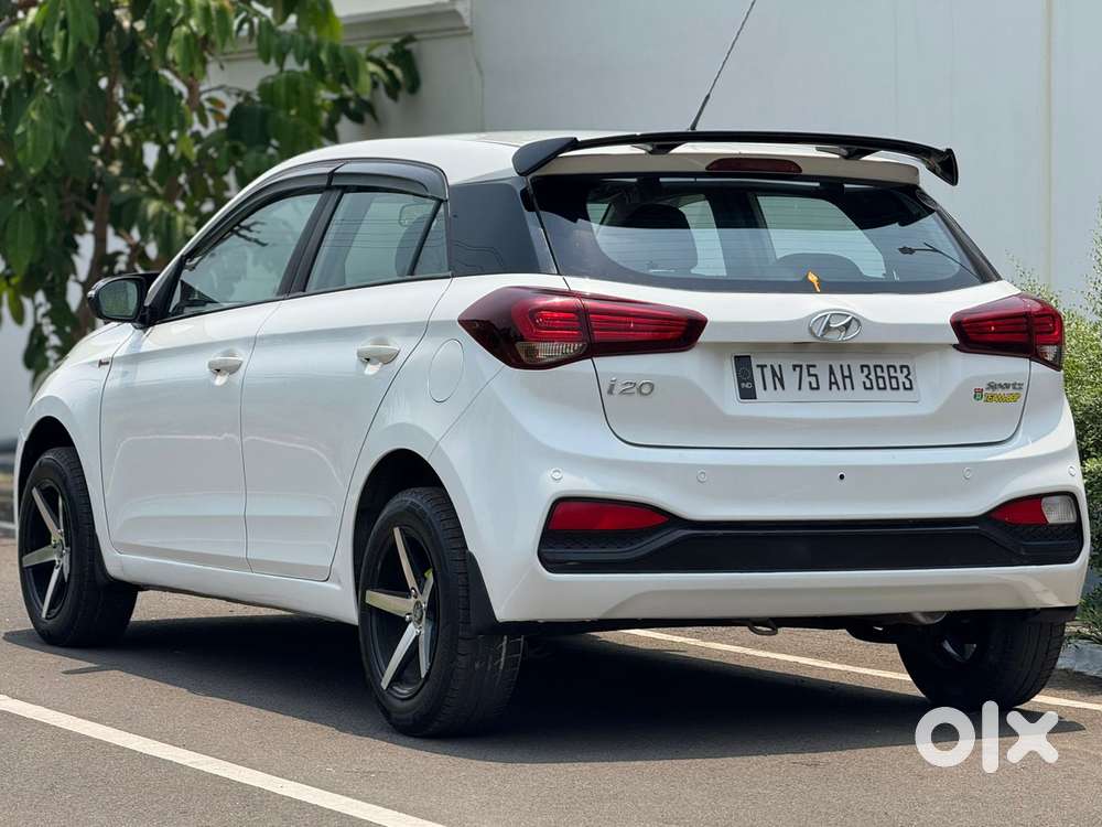 Hyundai I20 Sportz 1.2 Bs-iv, 2018, Petrol