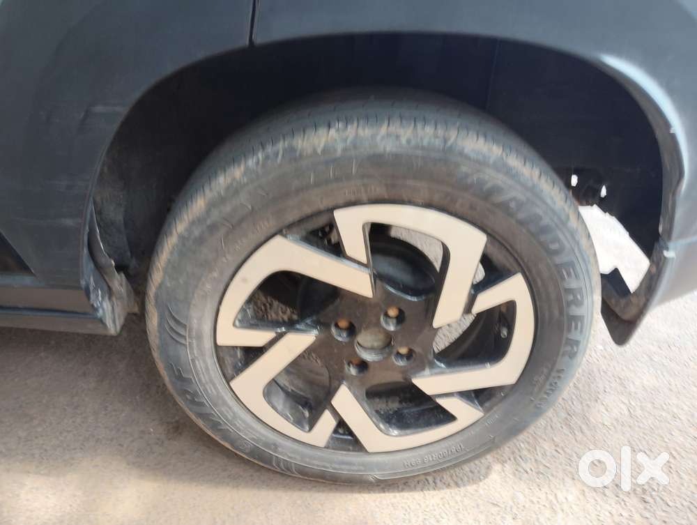 Nissan Magnite 1.0 Xv Premium Turbo (o), 2021, Petrol