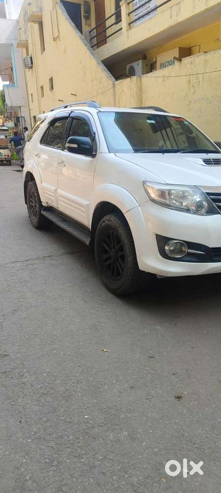Mint Condition Fortuner 2015