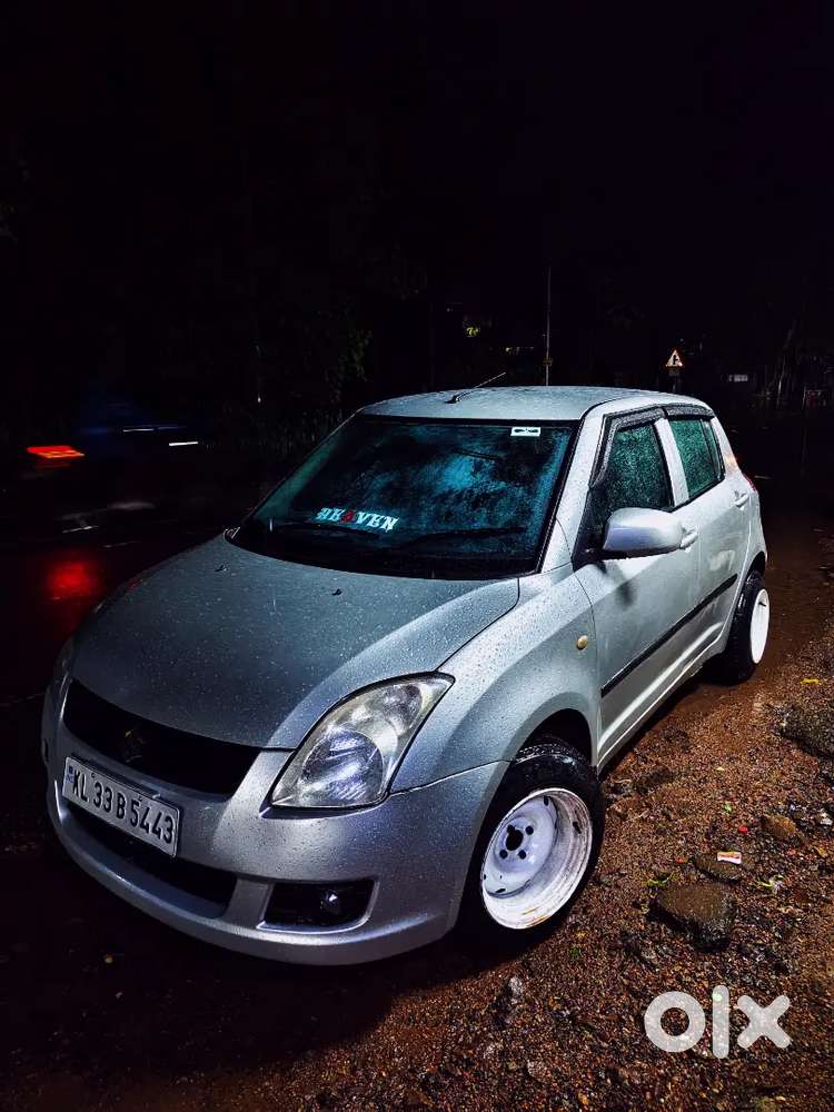 Maruti Suzuki Swift Lxi 2010
