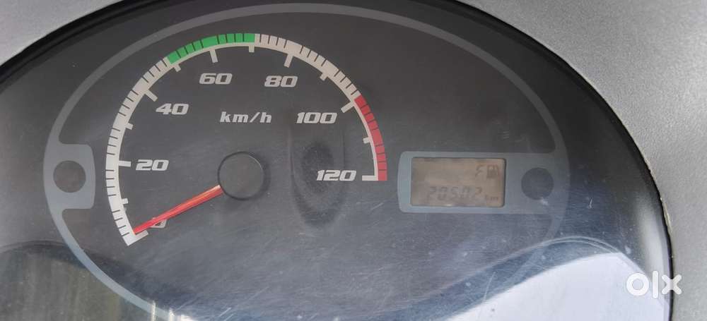Tata Nano Xe, 2012, Petrol