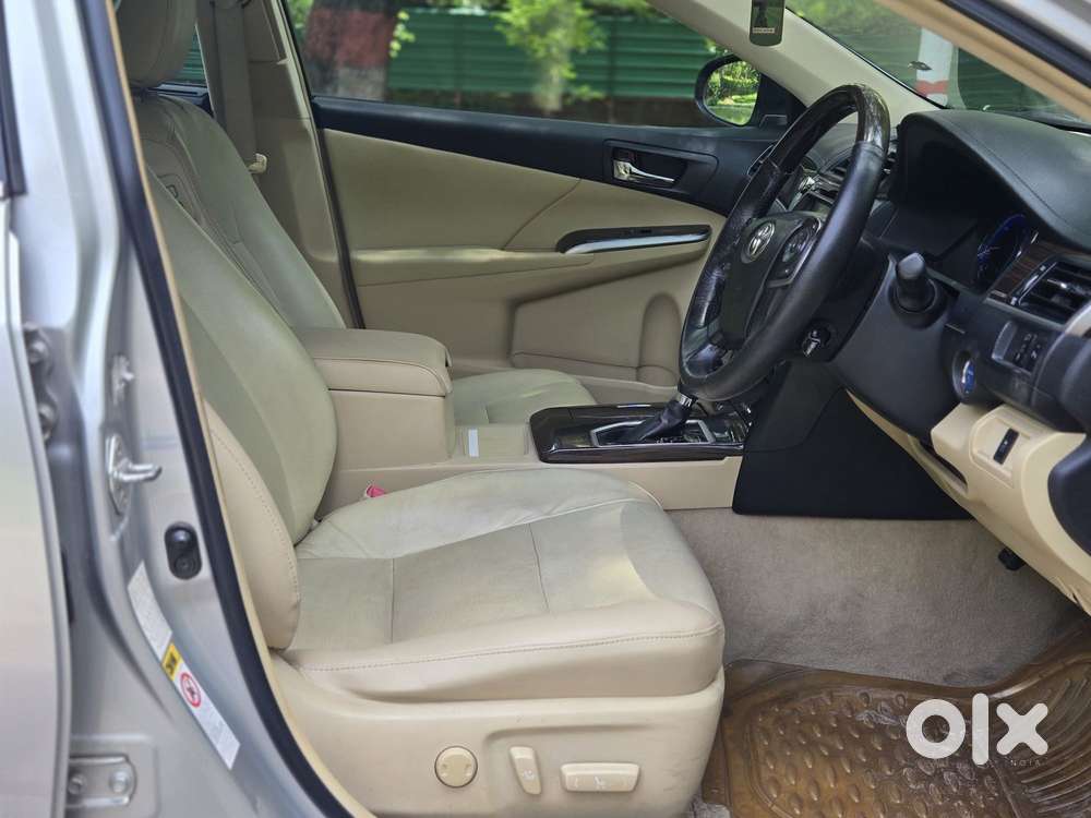 Toyota Camry Hybrid 2.5, 2017, Petrol