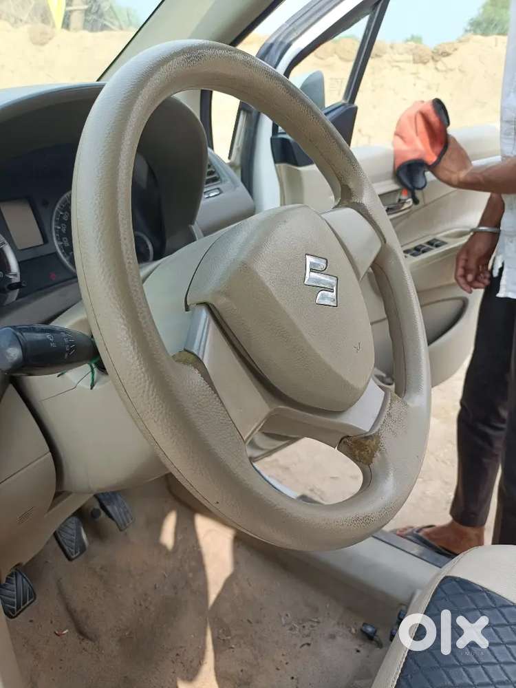 Maruti Suzuki Ertiga 2016