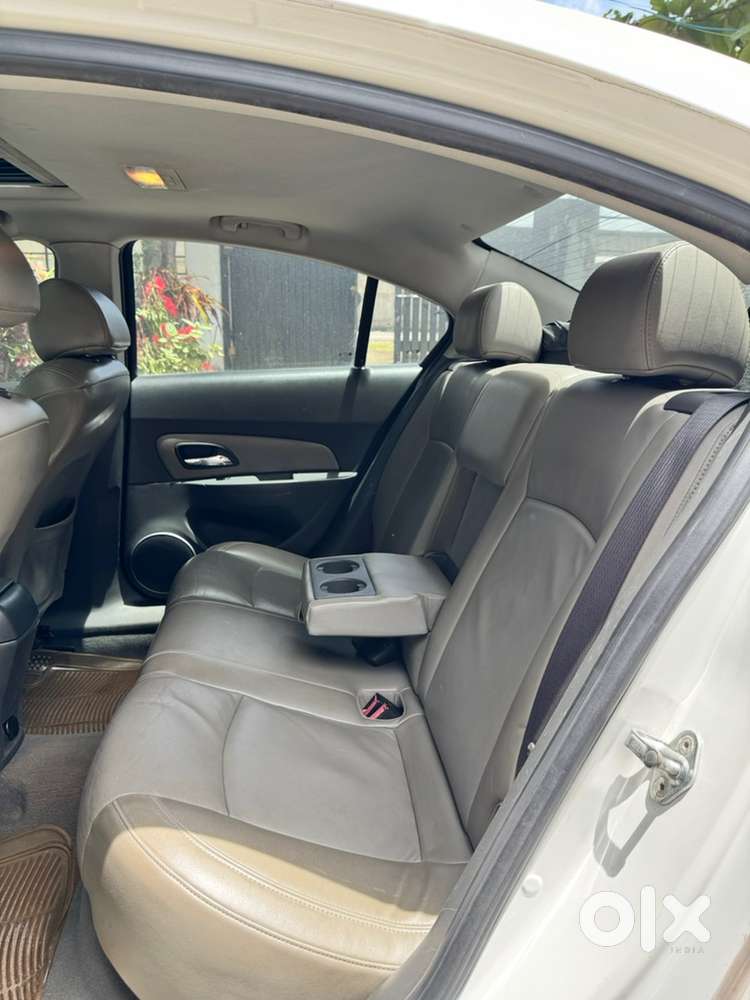 Chevrolet Cruze 2010 Diesel Well Maintained