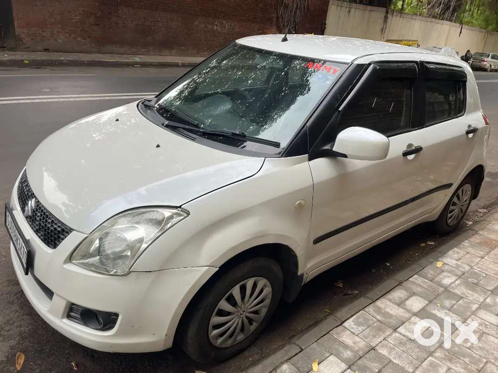 Maruti Suzuki Swift 2010 Vxi Petrol Manual
