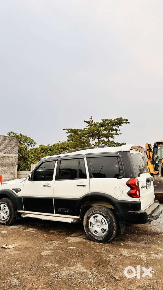 Mahindra Scorpio S3, 2018, Diesel