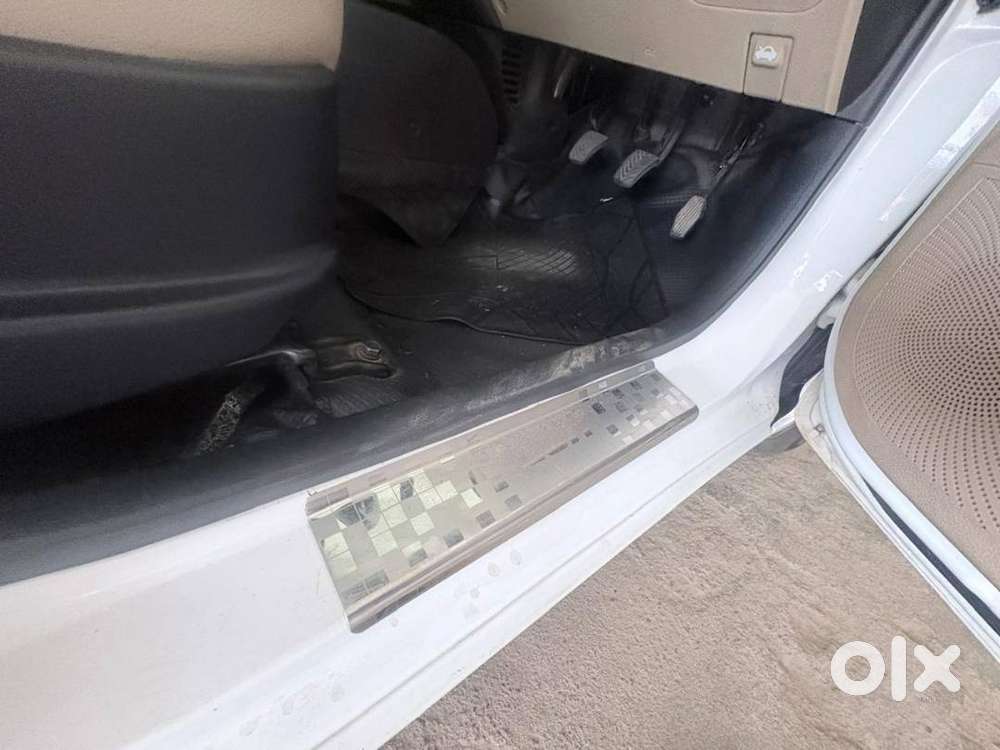 Hyundai Eon 2013 Petrol Well Maintained