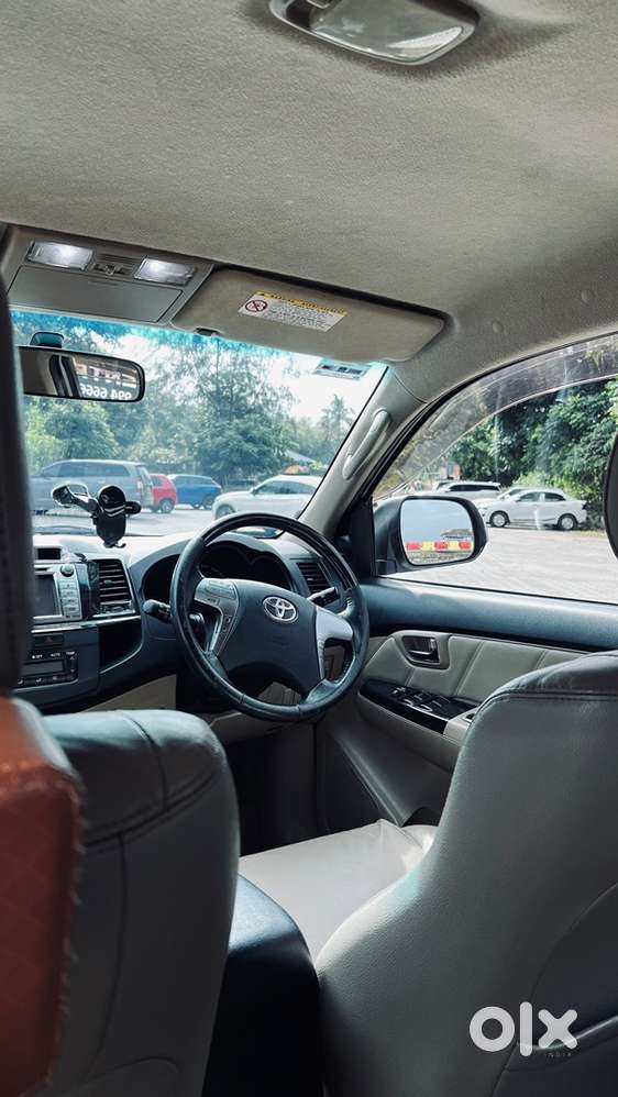 Toyota Fortuner 2014