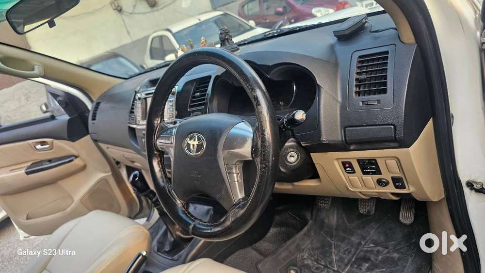 Toyota Fortuner 3.0 4x2 Automatic, 2014, Diesel