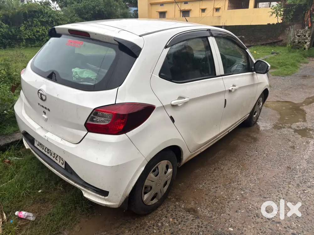 Tata Tiago Revotron 2022