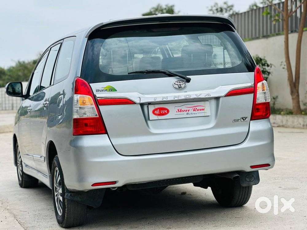 Toyota Innova [ ] 2.5 V Diesel 7 Str, 2015, Diesel