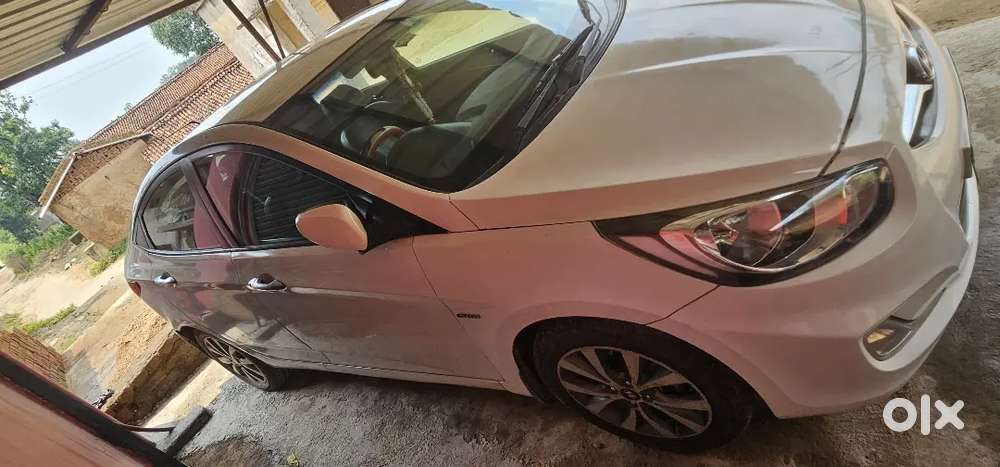 Hyundai Verna 2015 Diesel 970000 Km Driven