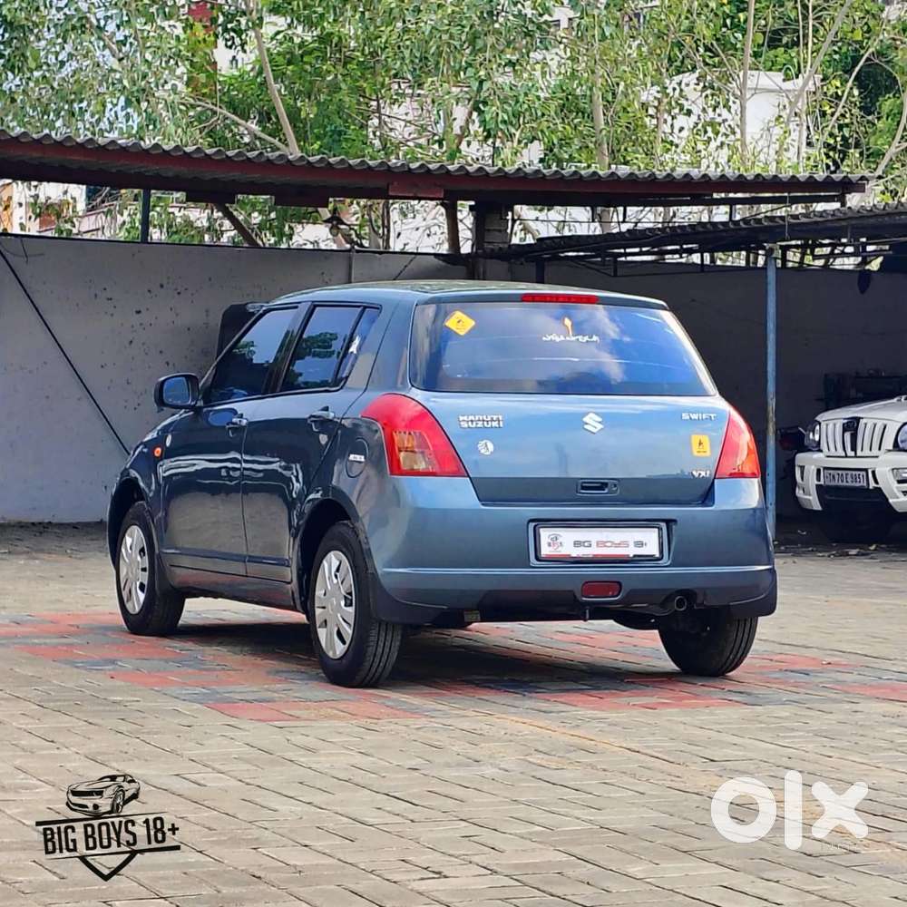 Maruti Suzuki Swift 1.3 Vxi, 2006, Petrol