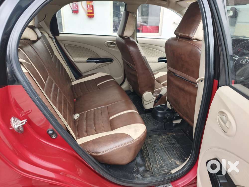 Toyota Etios Liva Vx Dual Tone, 2019, Petrol