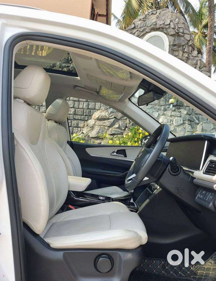 Mahindra Xuv700, 2024, Diesel