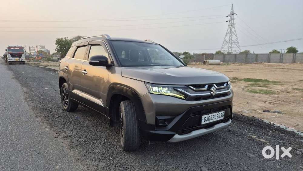 Maruti Suzuki Brezza 1.5 Zxi Cng Dual Tone, 2023, Cng & Hybrids