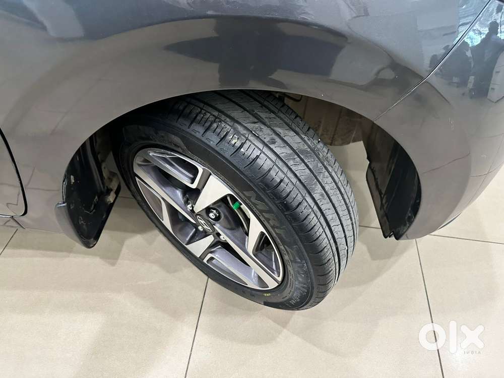 Hyundai Aura Sx Plus Automatic, 2022, Petrol