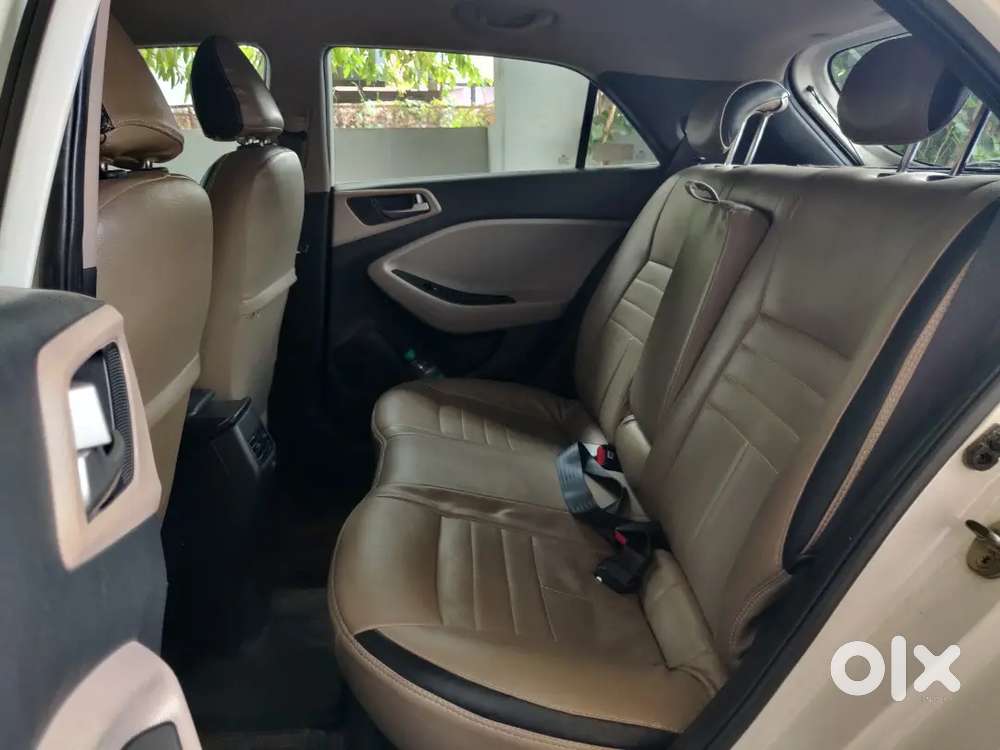 Hyundai I20 Asta Top End, Very Well Maintained Only 58k Km Driven