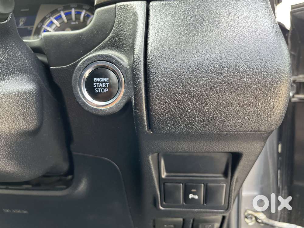 Toyota Innova Crysta 2.7 Zx At, 2017, Petrol