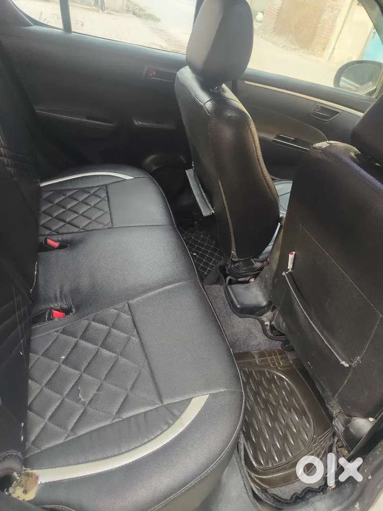 Maruti Suzuki Swift 2017.august Petrol 54000 Km Driven