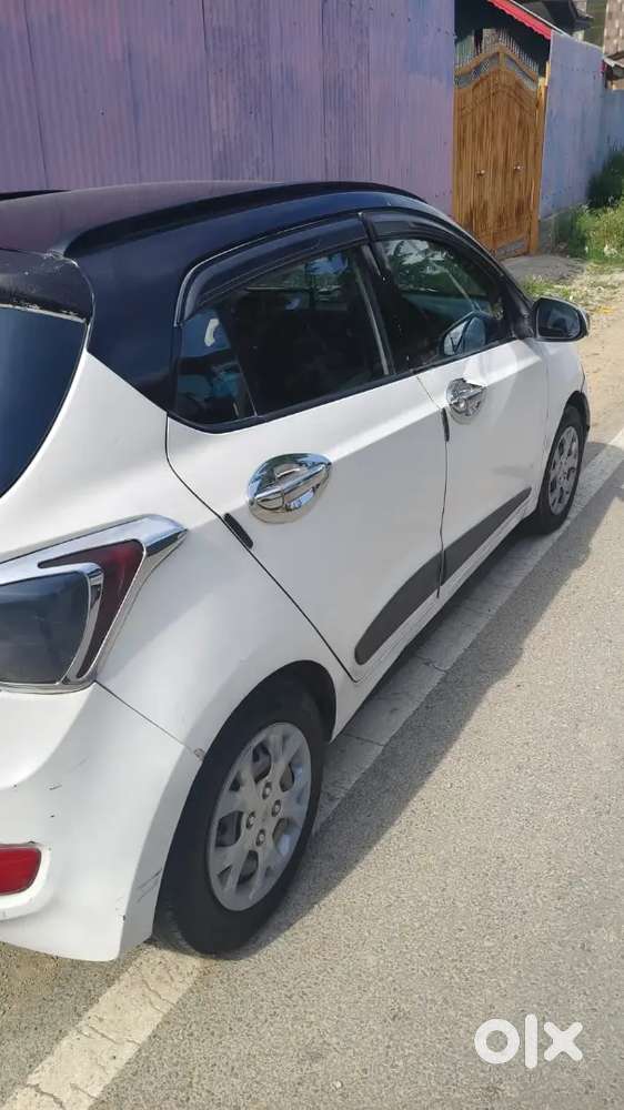 Hyundai Grand I10 Diesel Sportz 2015