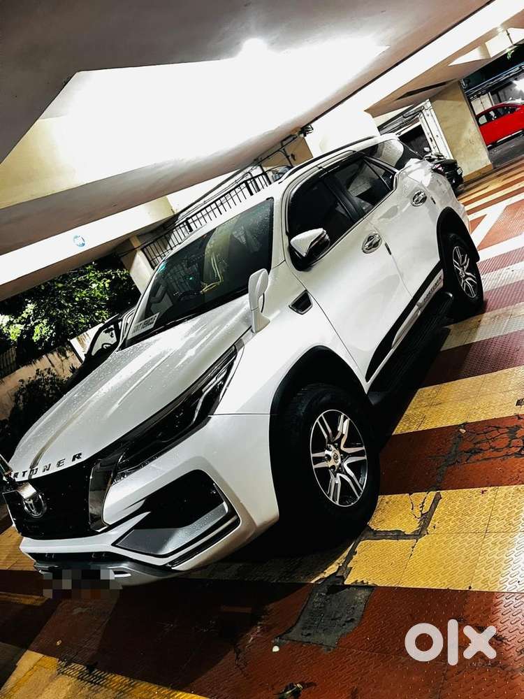 Toyota Fortuner 2024 Diesel Well Maintained