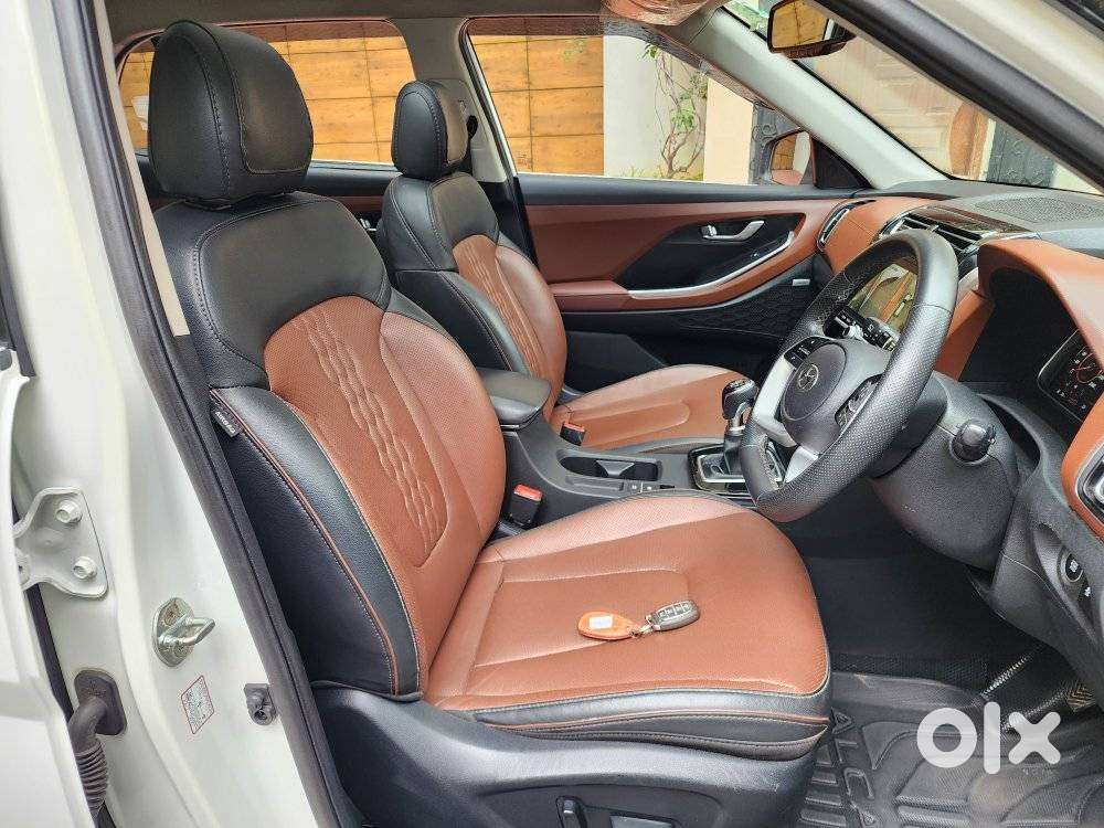 Hyundai Alcazar Platinum, 2021, Petrol