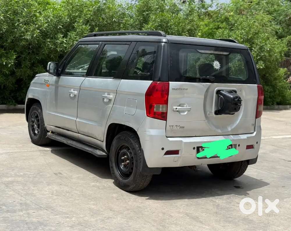 Mahindra Tuv 300 2016 Diesel 300000 Km Driven