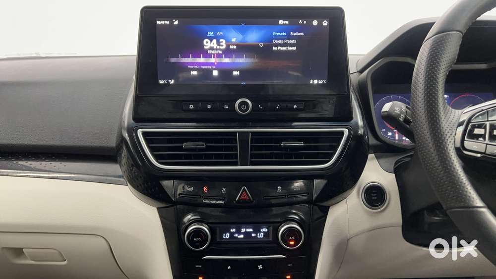 Mahindra Xuv 3xo Ax5l 1.2 Petrol At, 2024, Petrol