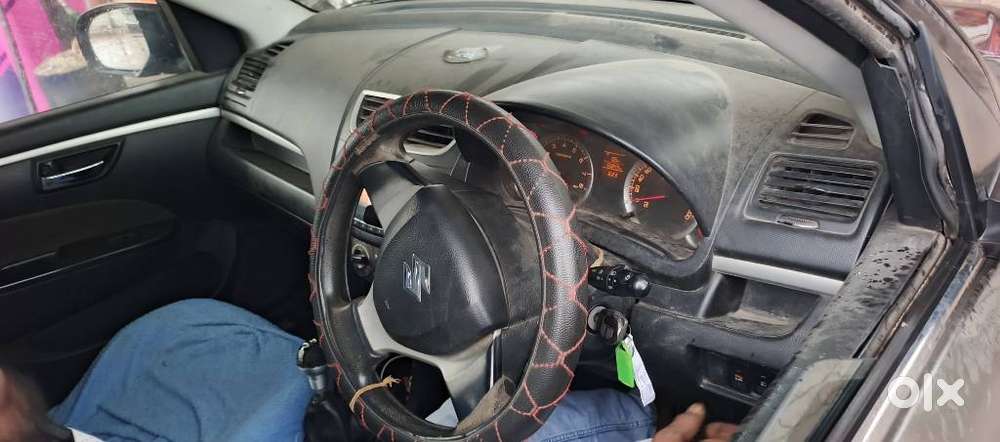 Maruti Suzuki Swift Vxi, 2016, Petrol