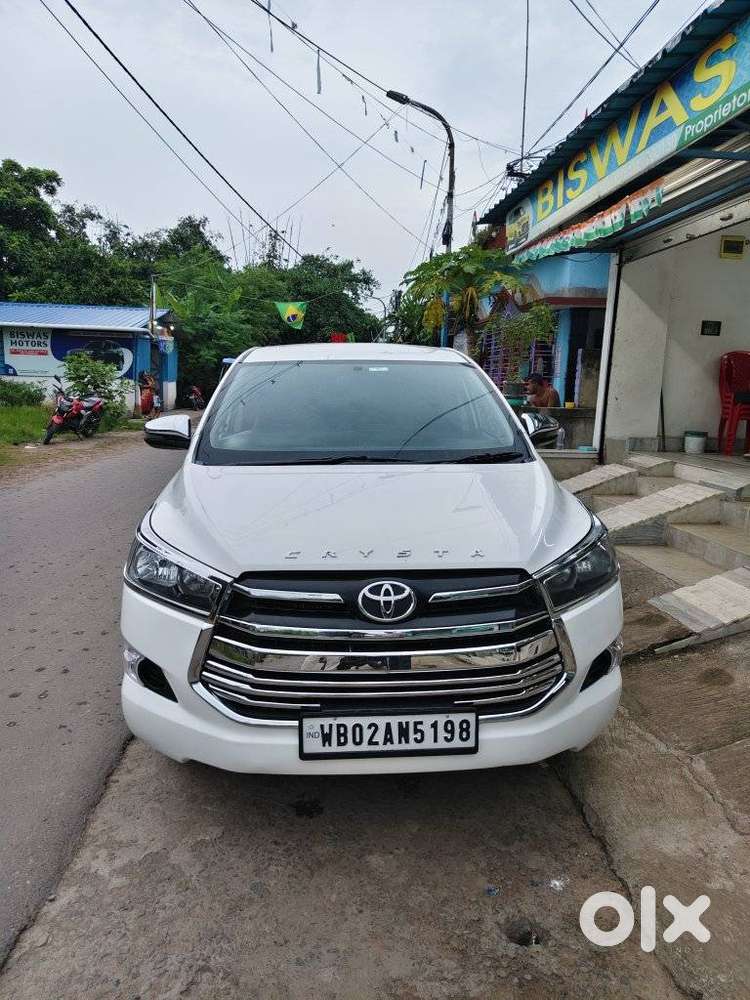 Toyota Innova Crysta 2.4 Gx Mt 8s, 2018, Diesel