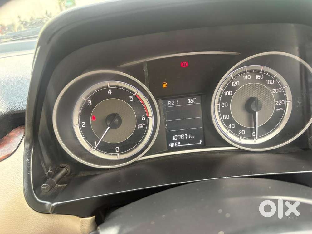 Maruti Suzuki Swift Dzire Ags Zdi Plus, 2017, Diesel