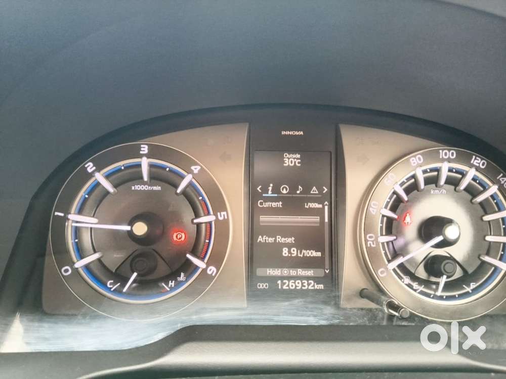 Toyota Innova Crysta 2.4 Z 7 Str, 2017, Diesel