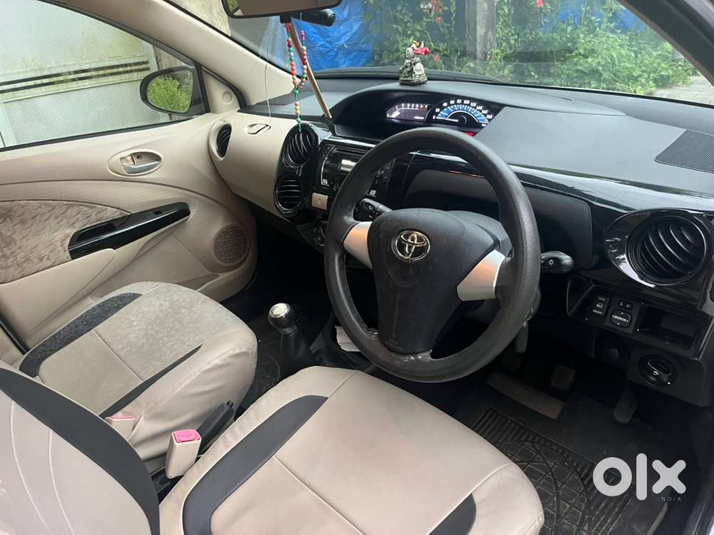 Toyota Etios Liva Petrol 2018