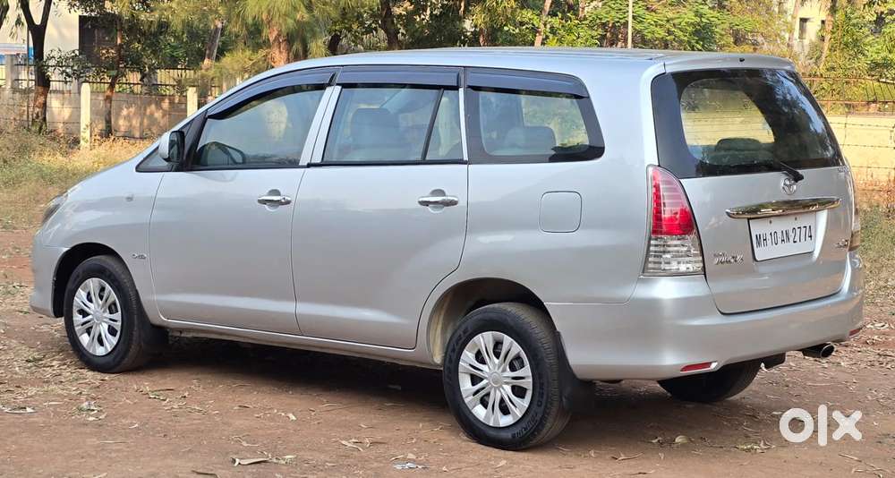 Toyota Innova 2.5 G (diesel) 8 Seater, 2009, Diesel