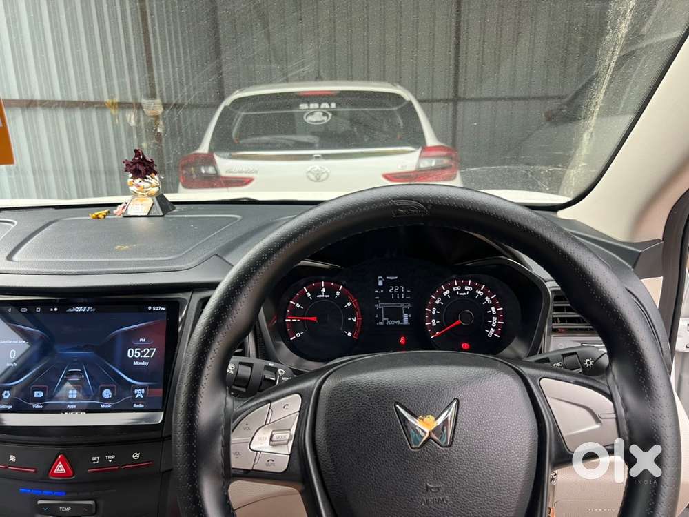 Mahindra Xuv300 Petrol 2024