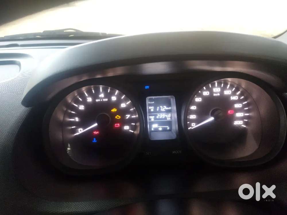 Tata Tiago Xm Petrol 2017