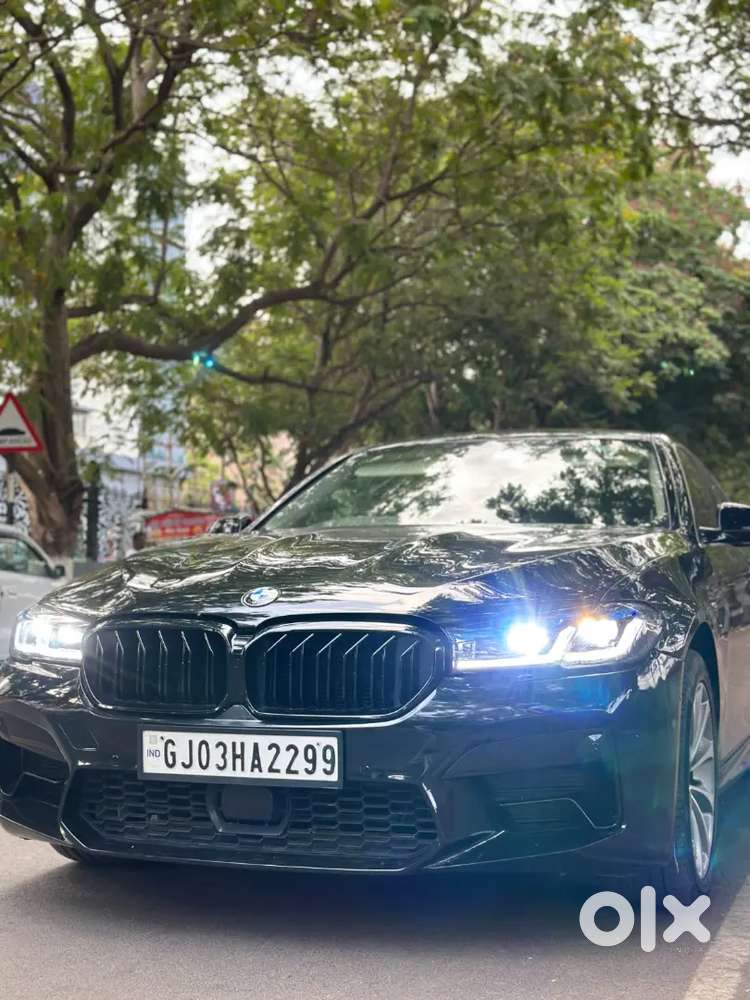 Bmw 520d Black Colour Convert New Shape Showroom Condition Car