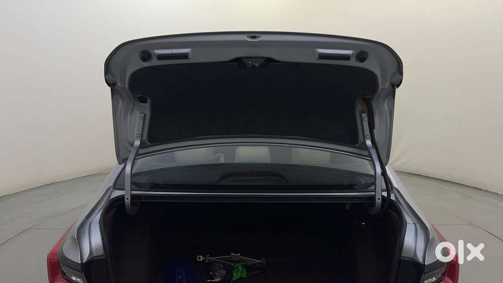Honda City I-vtec Cvt V, 2022, Petrol