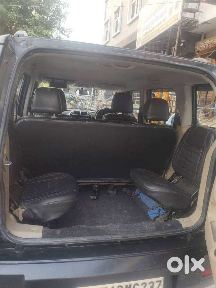 Mahindra Tuv 300 Mhawk100 T8, 2016, Diesel