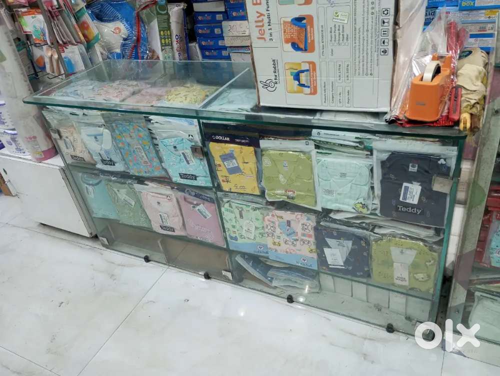 Glass counter